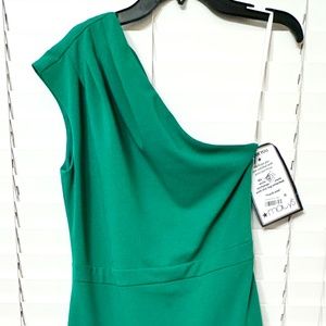 Beautiful green dress-size 6